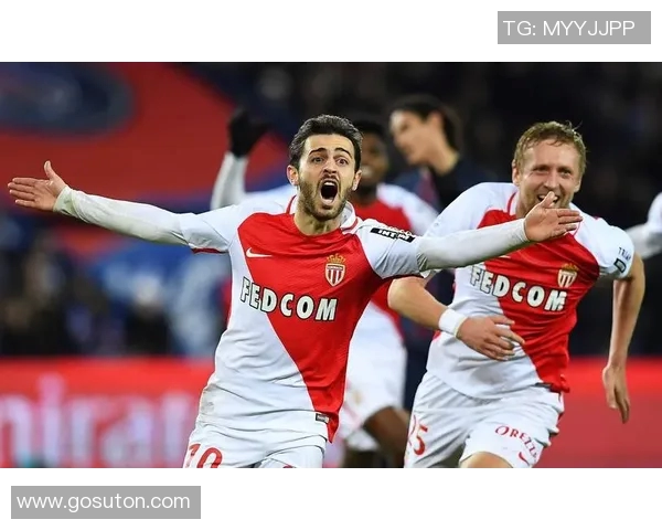 聚焦足坛明星球员精彩表现与成就分析探索他们背后的故事与未来发展